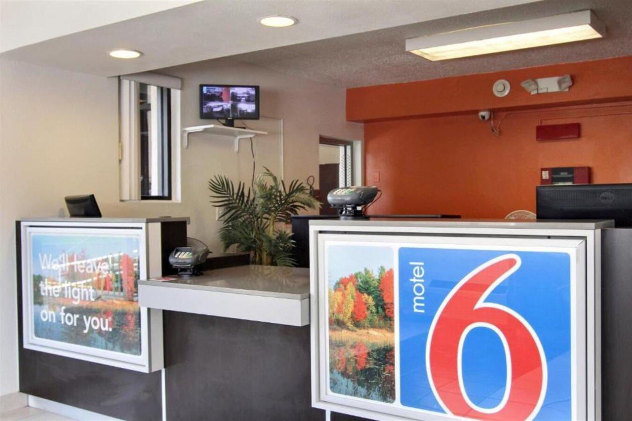 Motel 6-Middleburg Heights, Oh - Cleveland Eksteriør bilde