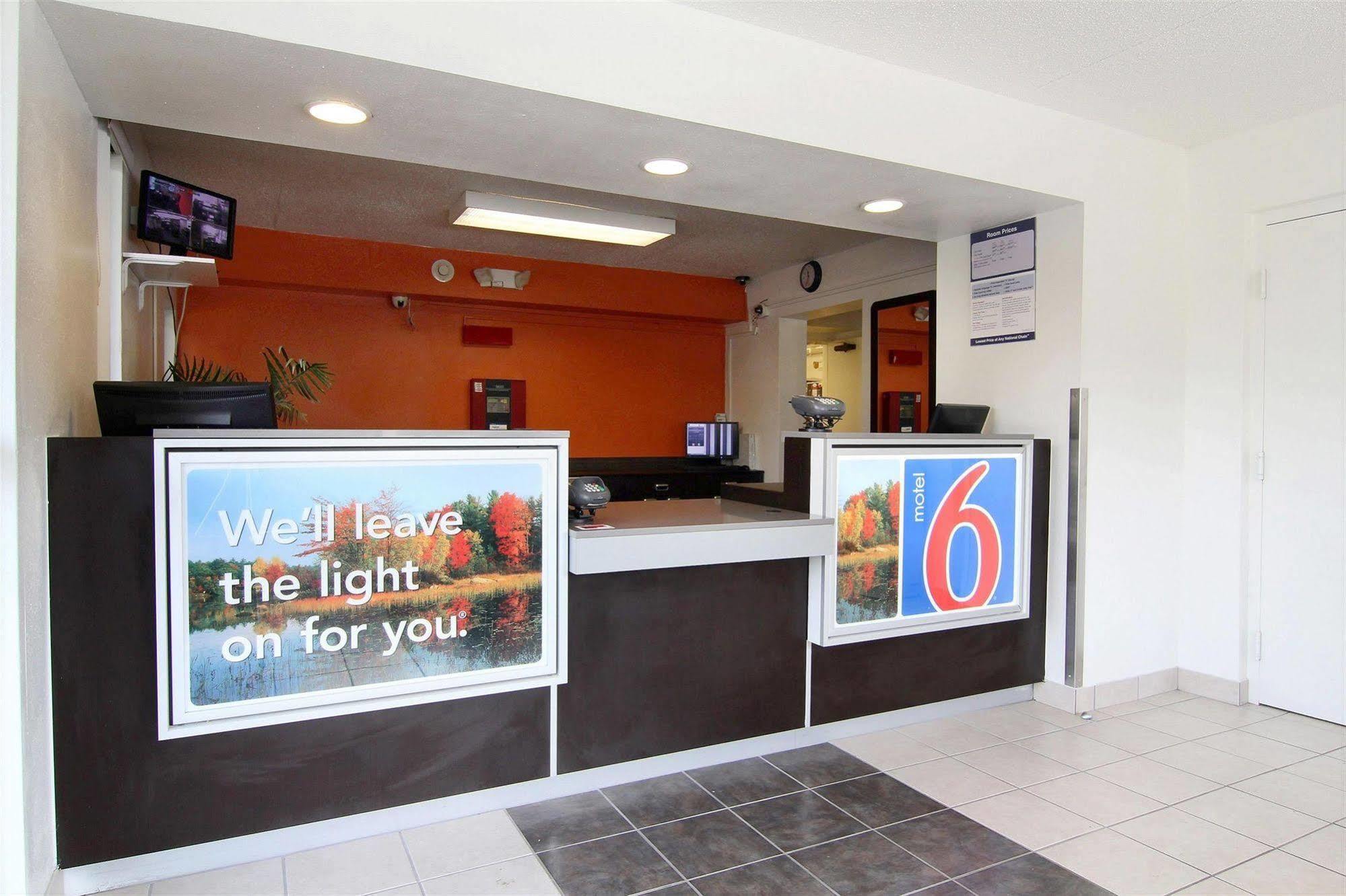 Motel 6-Middleburg Heights, Oh - Cleveland Eksteriør bilde